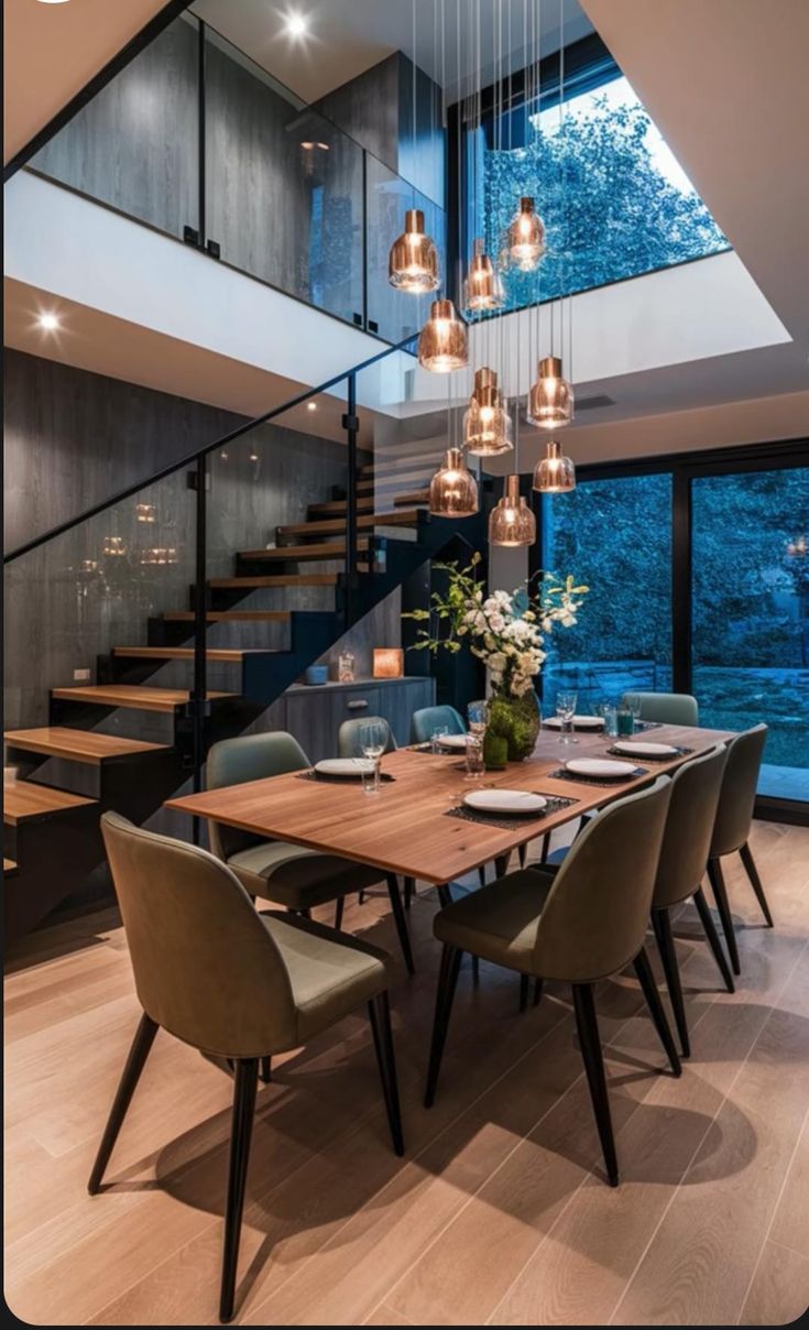 Loft - Dining Area